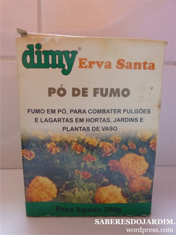 Esse pó de fumo é super prático. Já vem em saquinhos individuais